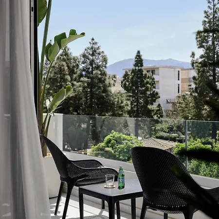 Hotel Bond Smart Living