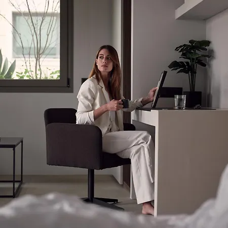 Bond Smart Living Hotel Athens